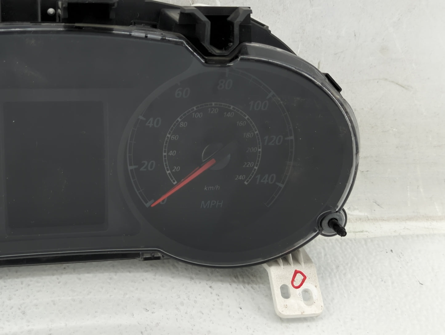 2010 Mitsubishi Outlander Instrument Cluster Speedometer Gauges P/N:200910 Fits OEM Used Auto Parts - Oemusedautoparts1.com