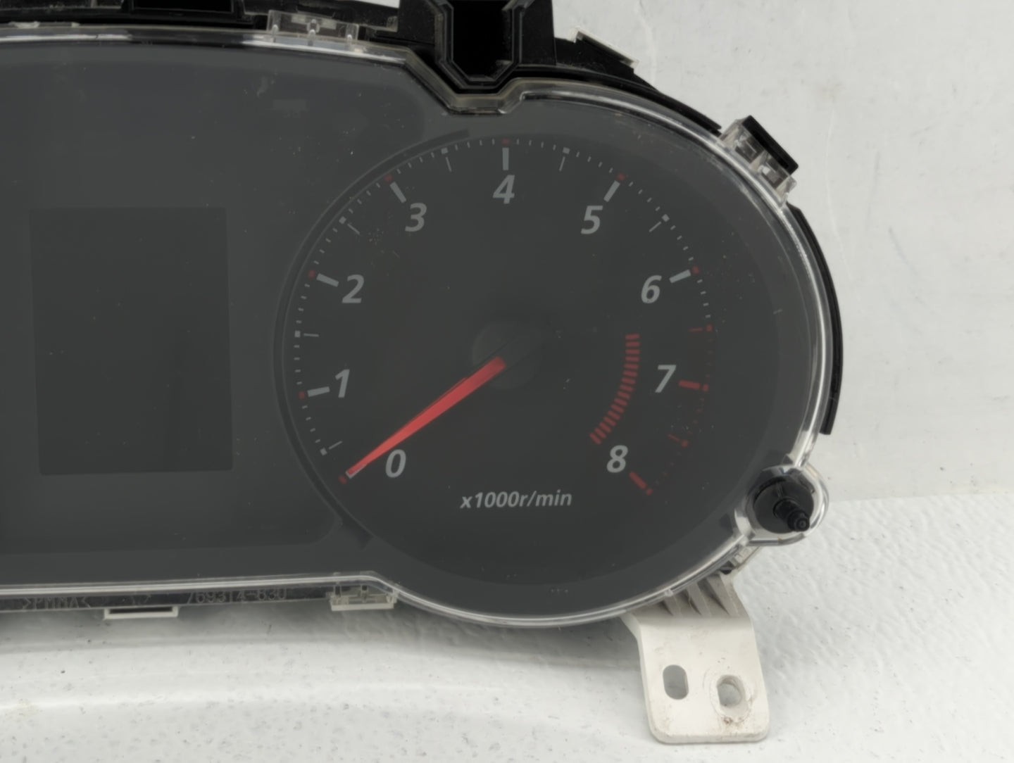 2010 Mitsubishi Outlander Instrument Cluster Speedometer Gauges P/N:528-490 8100B257B Fits OEM Used Auto Parts - Oemusedauto