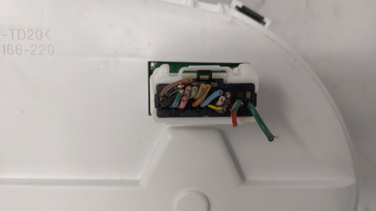 2010 Mitsubishi Outlander Instrument Cluster Speedometer Gauges P/N:8100B257B Fits OEM Used Auto Parts - Oemusedautoparts1.c