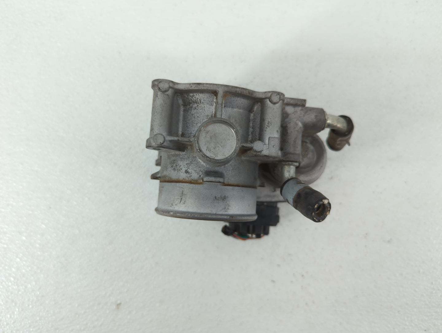 2010 Mitsubishi Outlander Sport Throttle Body P/N:57020 Fits Fits 2008 OEM Used Auto Parts - Oemusedautoparts1.com