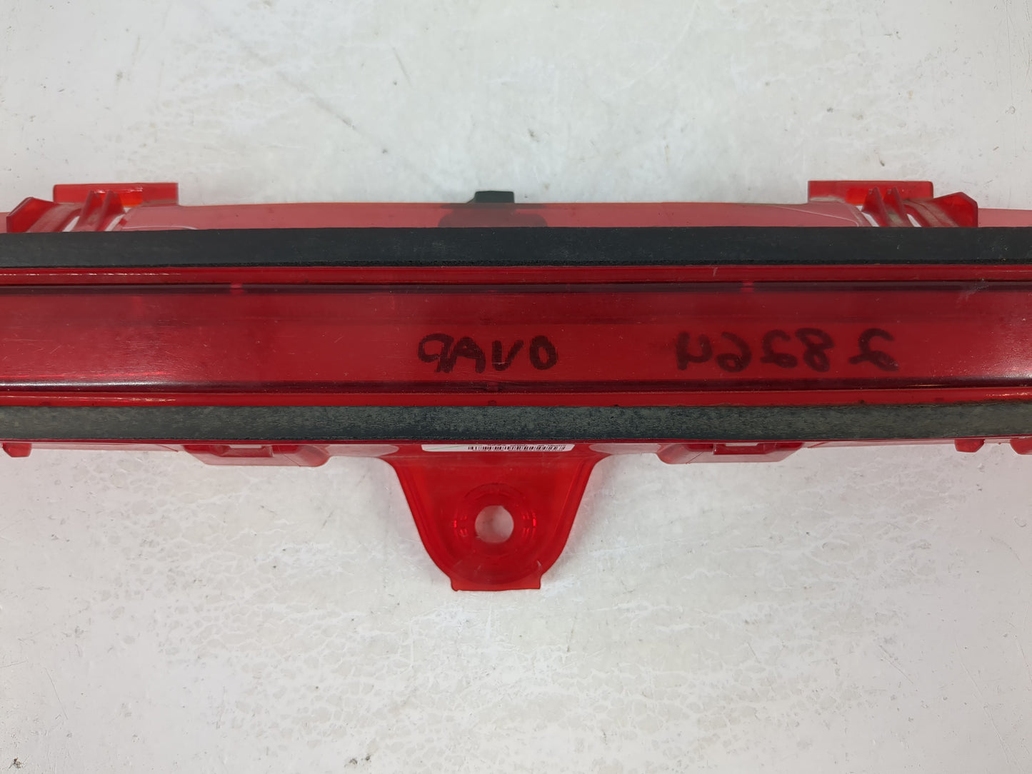 2010 Mustang Mustan Third Brake Light Tail Light P/N:AR33-13A613-AG Fits OEM Used Auto Parts - Oemusedautoparts1.com