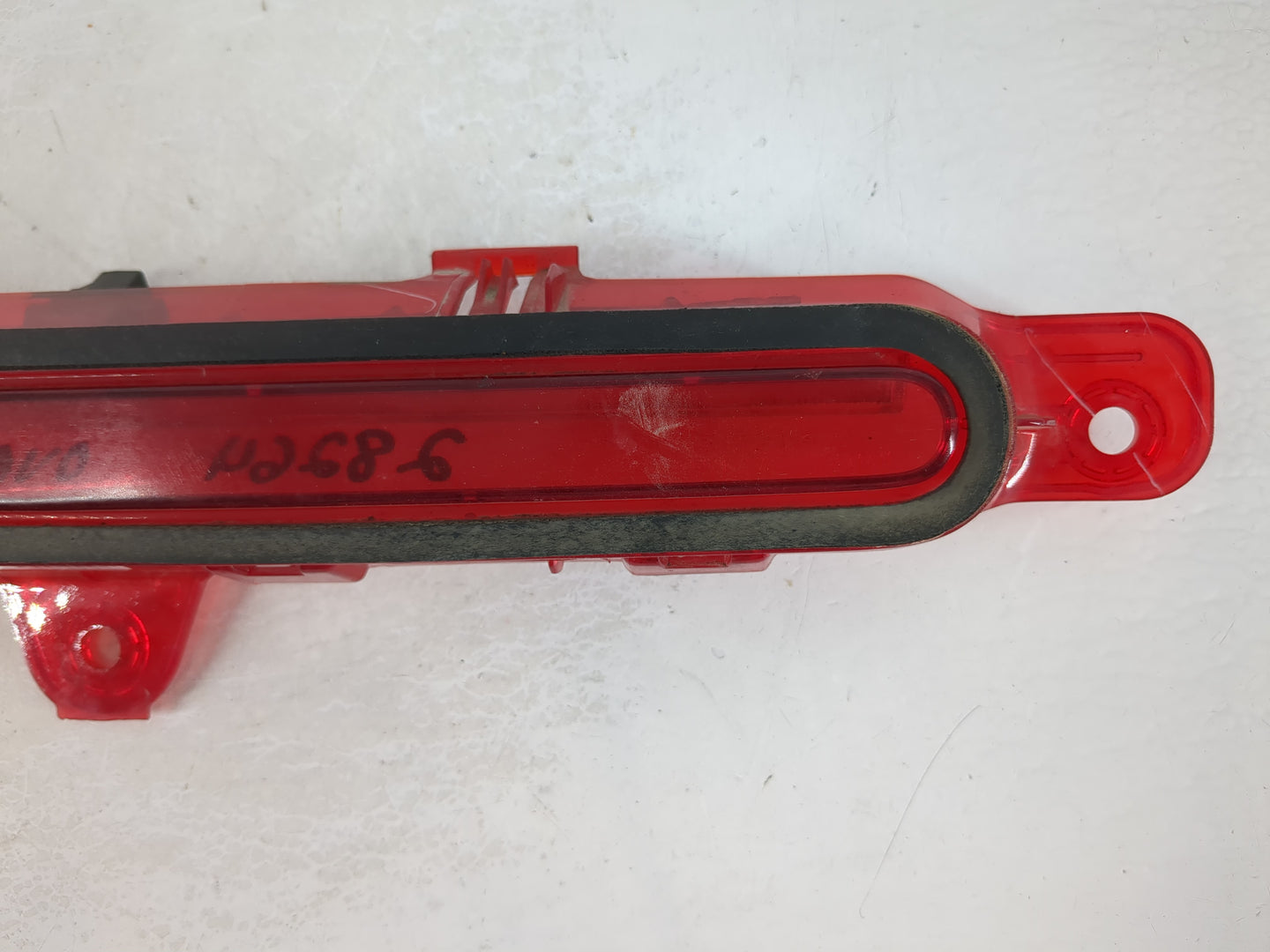 2010 Mustang Mustan Third Brake Light Tail Light P/N:AR33-13A613-AG Fits OEM Used Auto Parts - Oemusedautoparts1.com