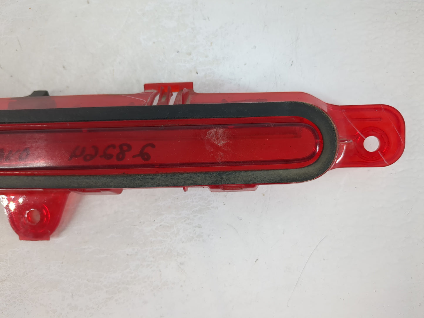 2010 Mustang Mustan Third Brake Light Tail Light P/N:AR33-13A613-AG Fits OEM Used Auto Parts - Oemusedautoparts1.com