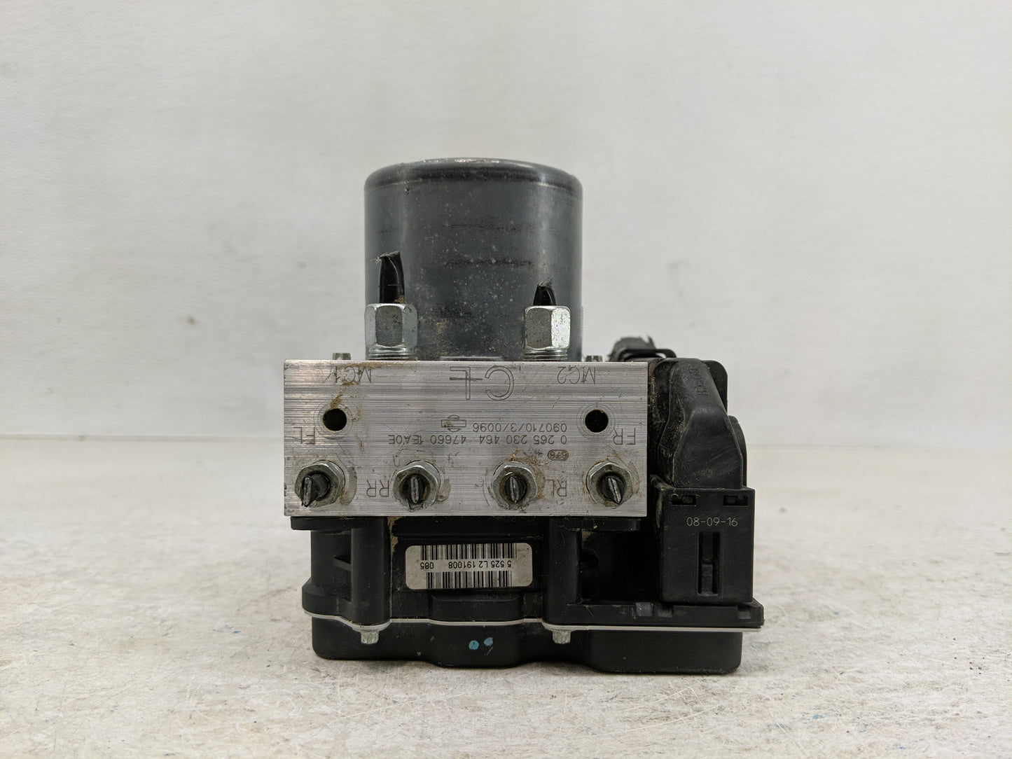 2009-2010 Nissan 370z ABS Pump Control Module Replacement P/N:47660 1EA0E Fits Fits 2009 2010 OEM Used Auto Parts - Oemuseda