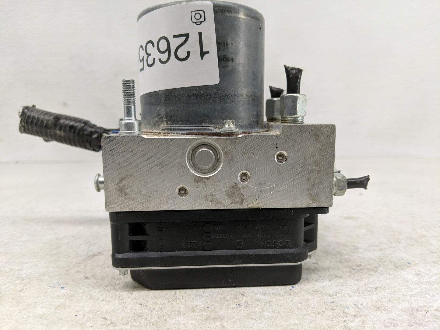 2009-2010 Nissan 370z ABS Pump Control Module Replacement P/N:47660 1EA0E Fits Fits 2009 2010 OEM Used Auto Parts - Oemuseda