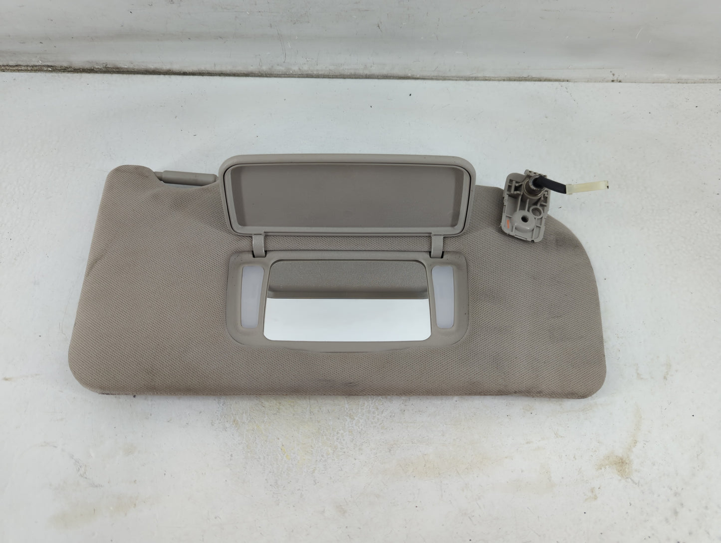2010-2012 Nissan Altima Sun Visor Shade Replacement Passenger Right Mirror Fits Fits 2010 2011 2012 OEM Used Auto Parts - Oe