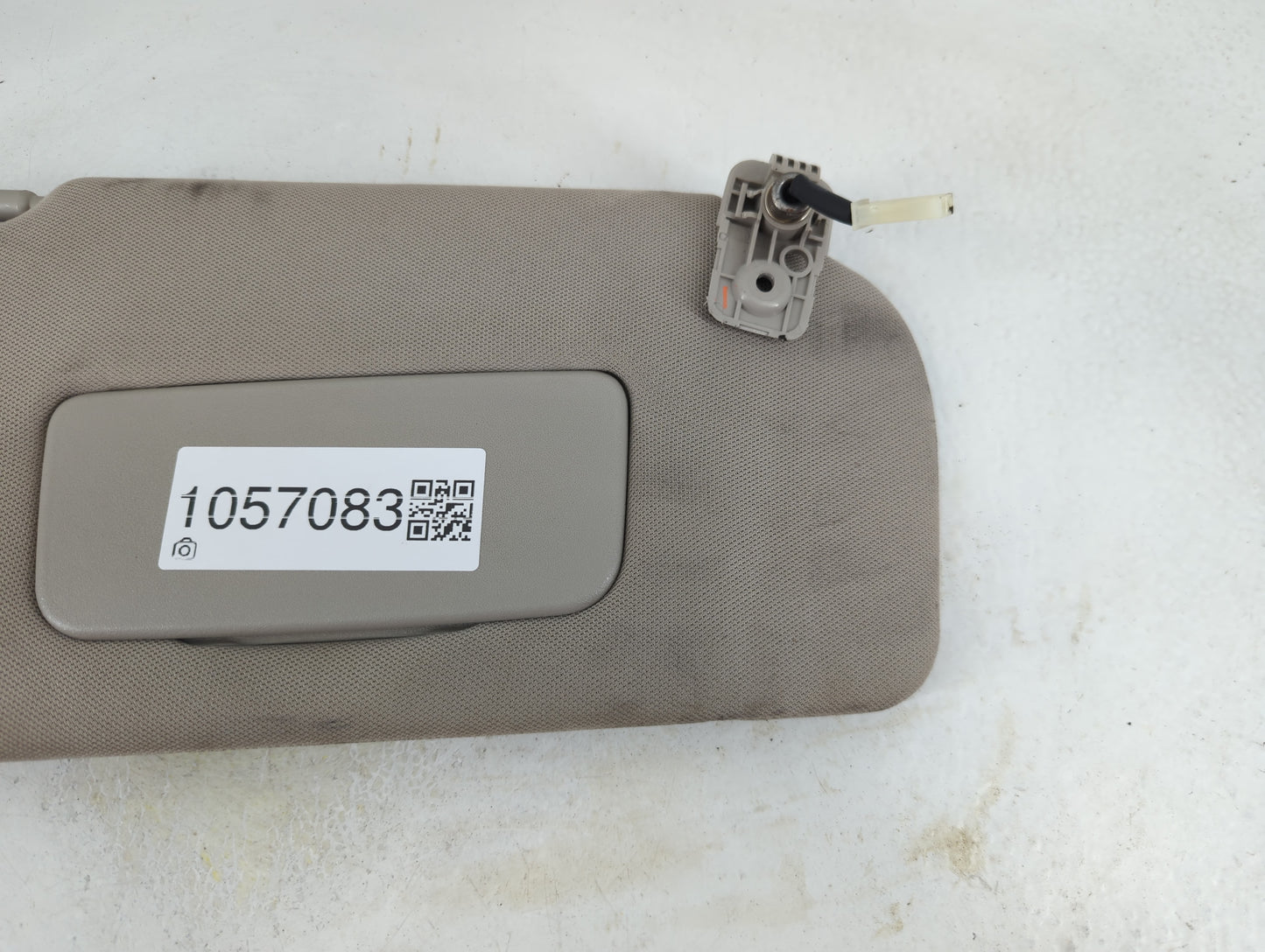 2010-2012 Nissan Altima Sun Visor Shade Replacement Passenger Right Mirror Fits Fits 2010 2011 2012 OEM Used Auto Parts - Oe