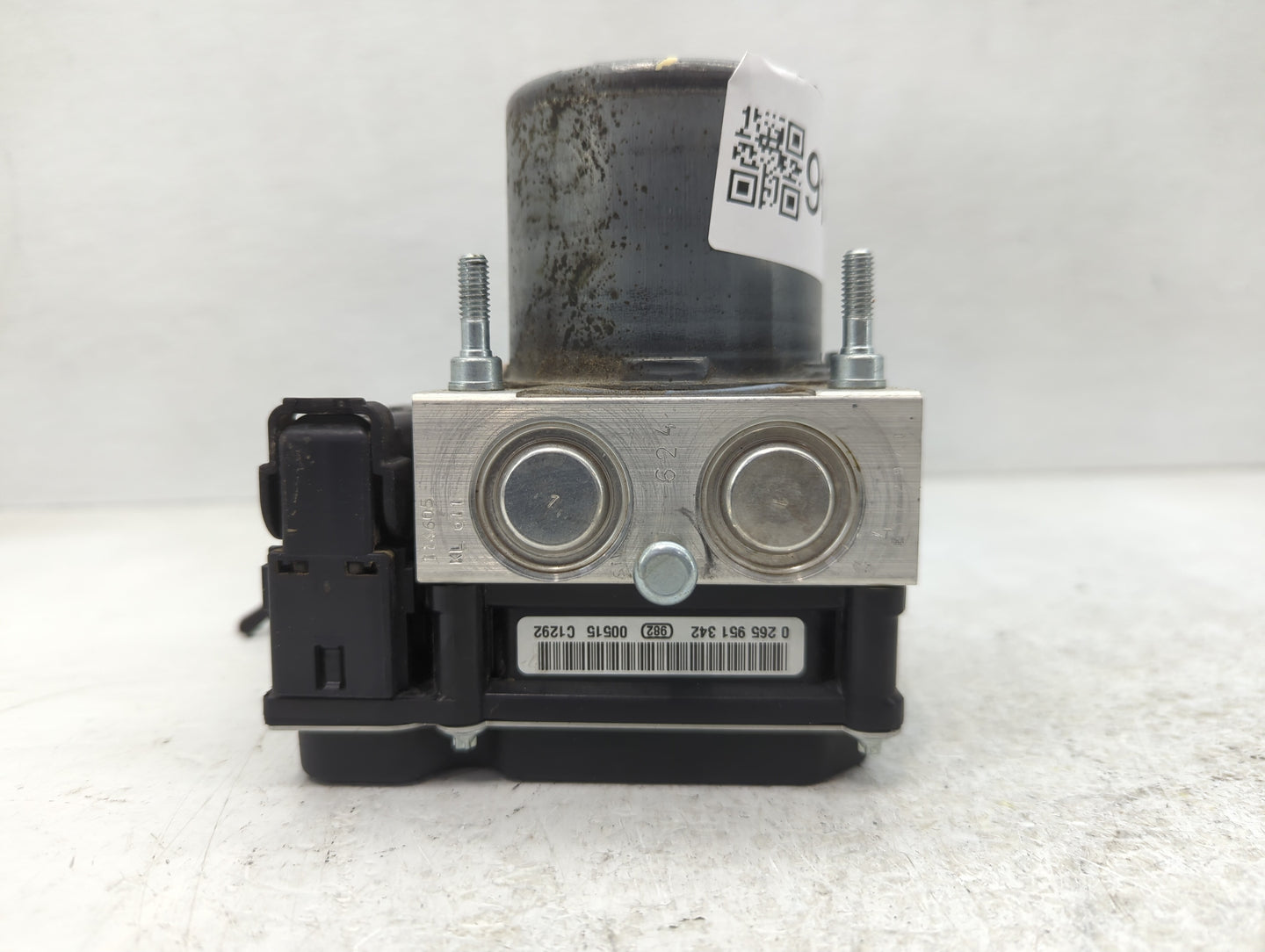 2010 Nissan Altima ABS Pump Control Module Replacement P/N:47660 ZX00A Fits OEM Used Auto Parts - Oemusedautoparts1.com