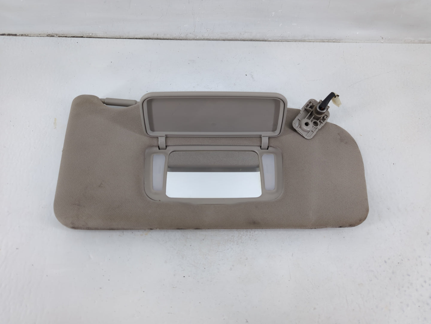 2010-2012 Nissan Altima Sun Visor Shade Replacement Passenger Right Mirror Fits Fits 2010 2011 2012 OEM Used Auto Parts - Oe
