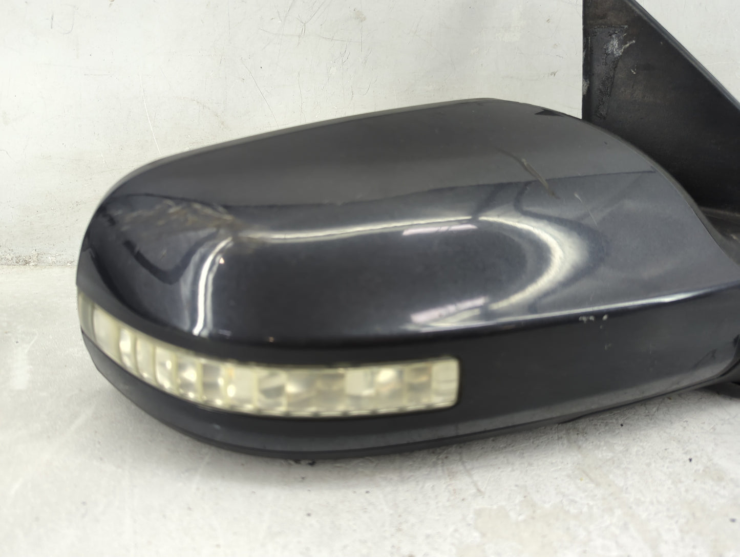 2010-2012 Nissan Altima Passenger Side View Mirror - Right Door Mirror OEM Used - Oemusedautoparts1.com