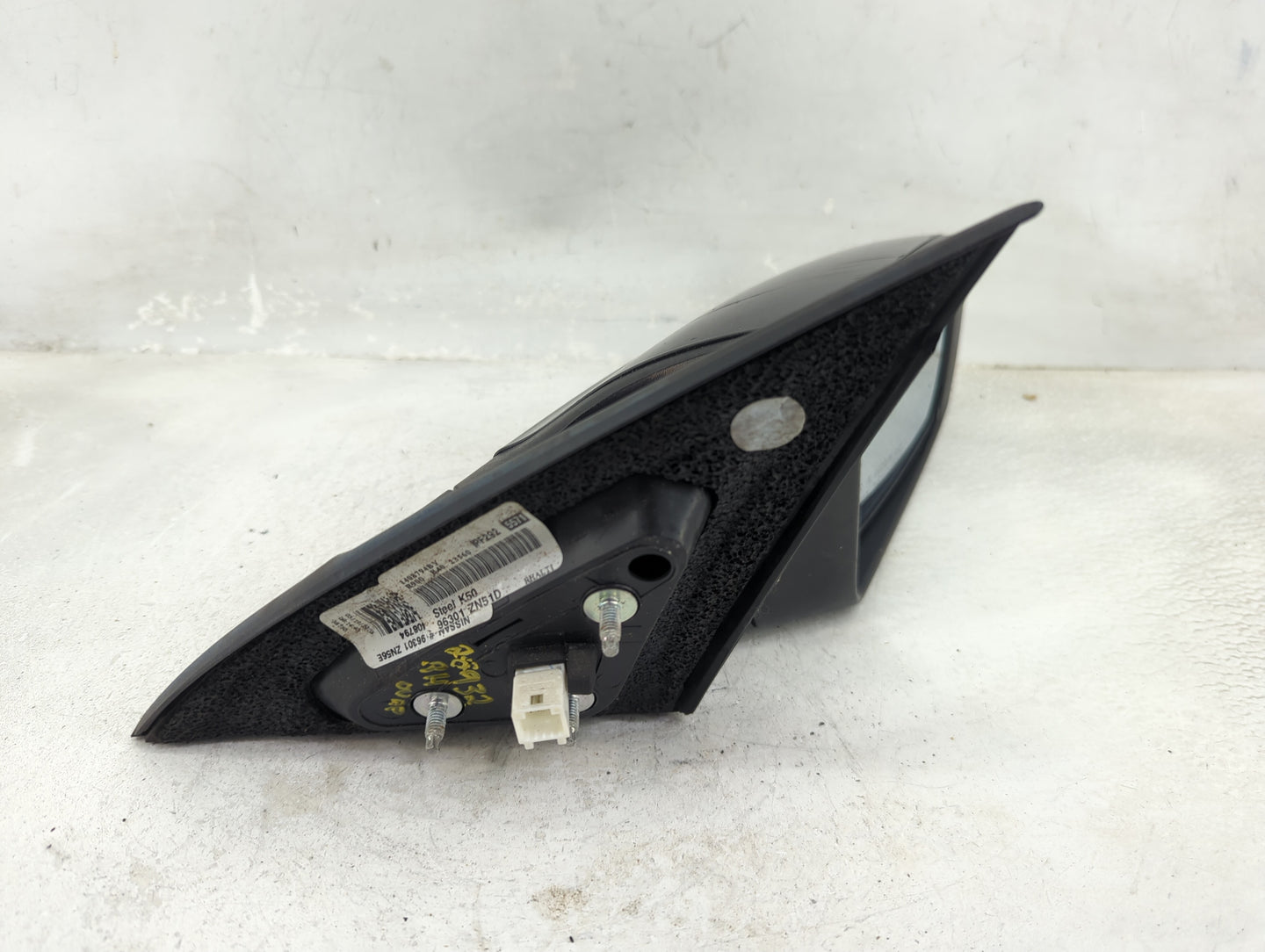 2010-2012 Nissan Altima Passenger Side View Mirror - Right Door Mirror OEM Used - Oemusedautoparts1.com