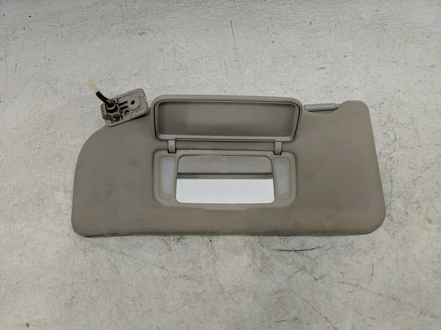 2010-2012 Nissan Altima Sun Visor Shade Replacement Driver Left Mirror Fits Fits 2010 2011 2012 OEM Used Auto Parts - Oemuse