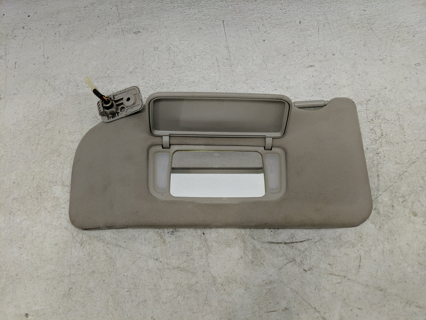 2010-2012 Nissan Altima Sun Visor Shade Replacement Driver Left Mirror Fits Fits 2010 2011 2012 OEM Used Auto Parts - Oemuse