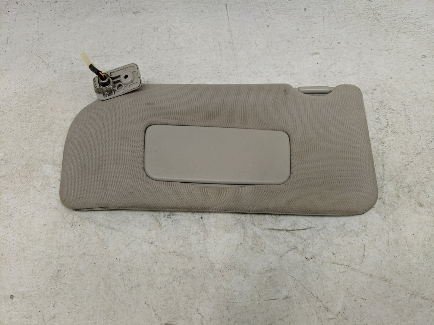 2010-2012 Nissan Altima Sun Visor Shade Replacement Driver Left Mirror Fits Fits 2010 2011 2012 OEM Used Auto Parts - Oemuse