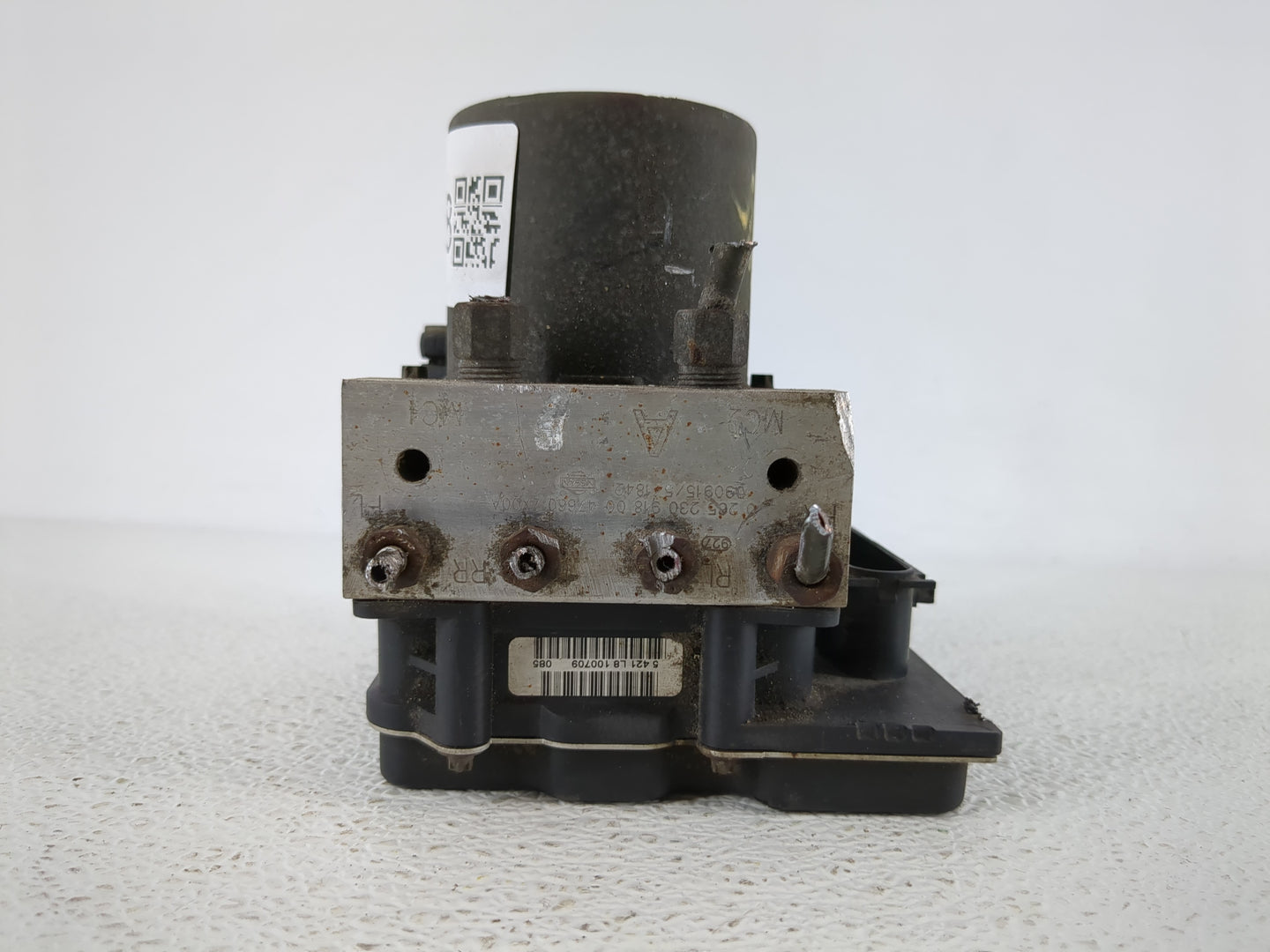 2010 Nissan Altima ABS Pump Control Module Replacement P/N:47660 ZX00A Fits OEM Used Auto Parts - Oemusedautoparts1.com