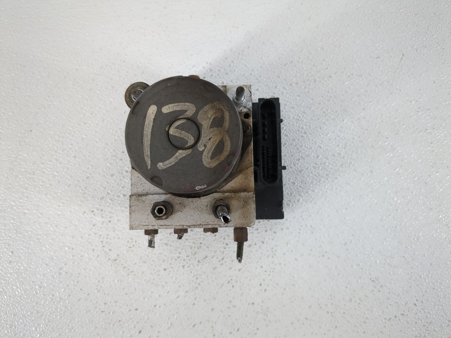 2010 Nissan Altima ABS Pump Control Module Replacement P/N:47660 ZX00A Fits OEM Used Auto Parts - Oemusedautoparts1.com