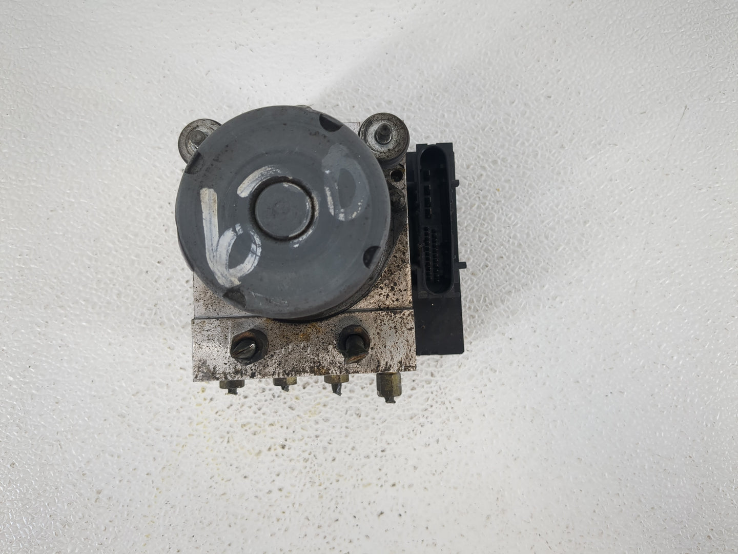 2010 Nissan Altima ABS Pump Control Module Replacement P/N:47660 ZX00A Fits OEM Used Auto Parts - Oemusedautoparts1.com
