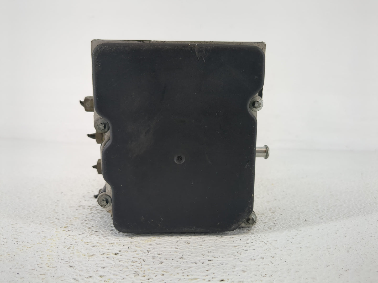 2010 Nissan Altima ABS Pump Control Module Replacement P/N:47660 ZX00A Fits OEM Used Auto Parts - Oemusedautoparts1.com