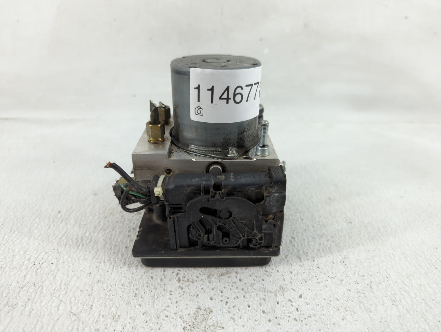 2010 Nissan Altima ABS Pump Control Module Replacement P/N:47660 ZX00A Fits OEM Used Auto Parts - Oemusedautoparts1.com