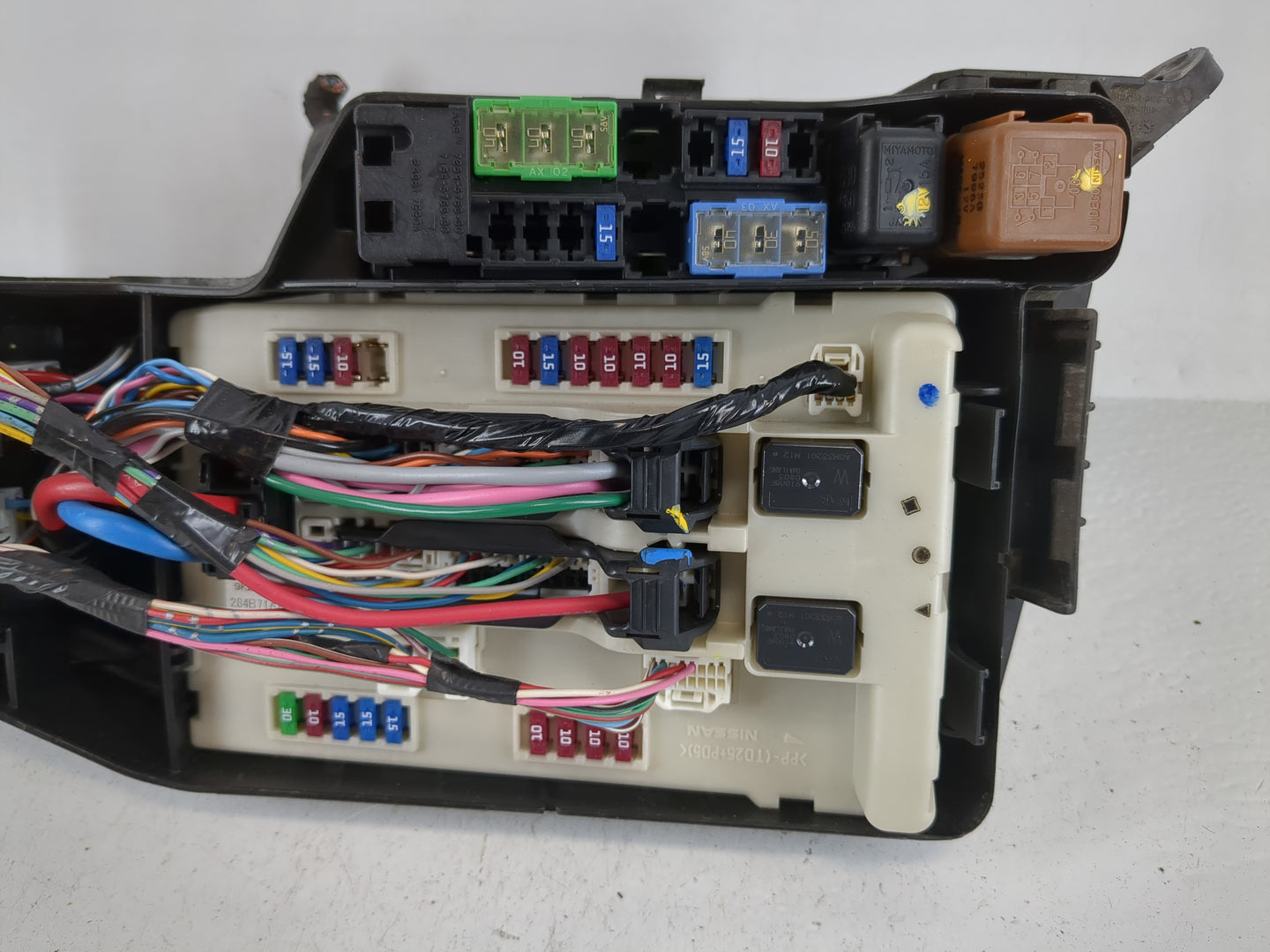2008-2010 Nissan Altima Fusebox Fuse Box Panel Relay Module P/N:284B71AA1A Fits Fits 2008 2009 2010 OEM Used Auto Parts - Oe