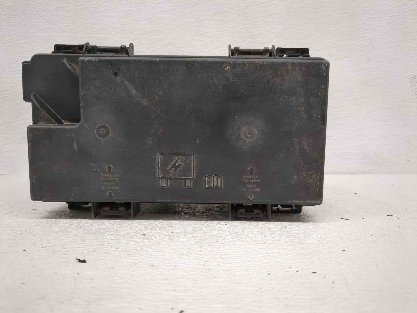 2008-2010 Nissan Altima Fusebox Fuse Box Panel Relay Module P/N:284B71AA1A Fits Fits 2008 2009 2010 OEM Used Auto Parts - Oe