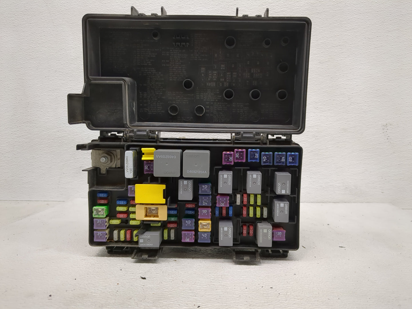2008-2010 Nissan Altima Fusebox Fuse Box Panel Relay Module P/N:284B71AA1A Fits Fits 2008 2009 2010 OEM Used Auto Parts - Oe