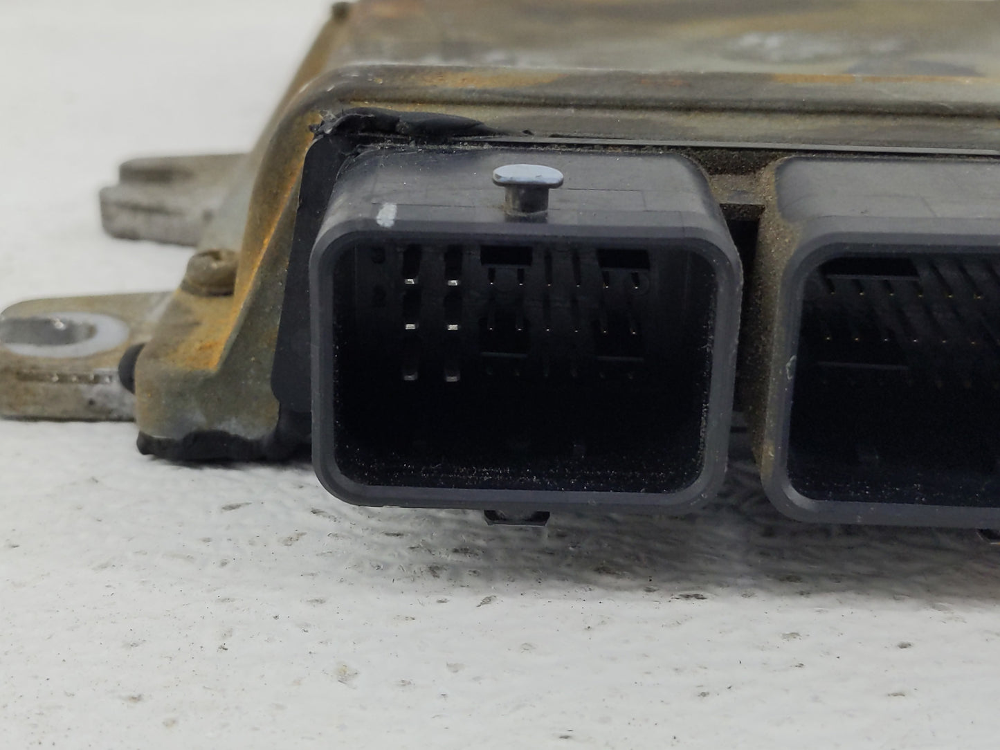 2010 Nissan Altima PCM Engine Control Computer ECU ECM PCU OEM Fits OEM Used Auto Parts - Oemusedautoparts1.com