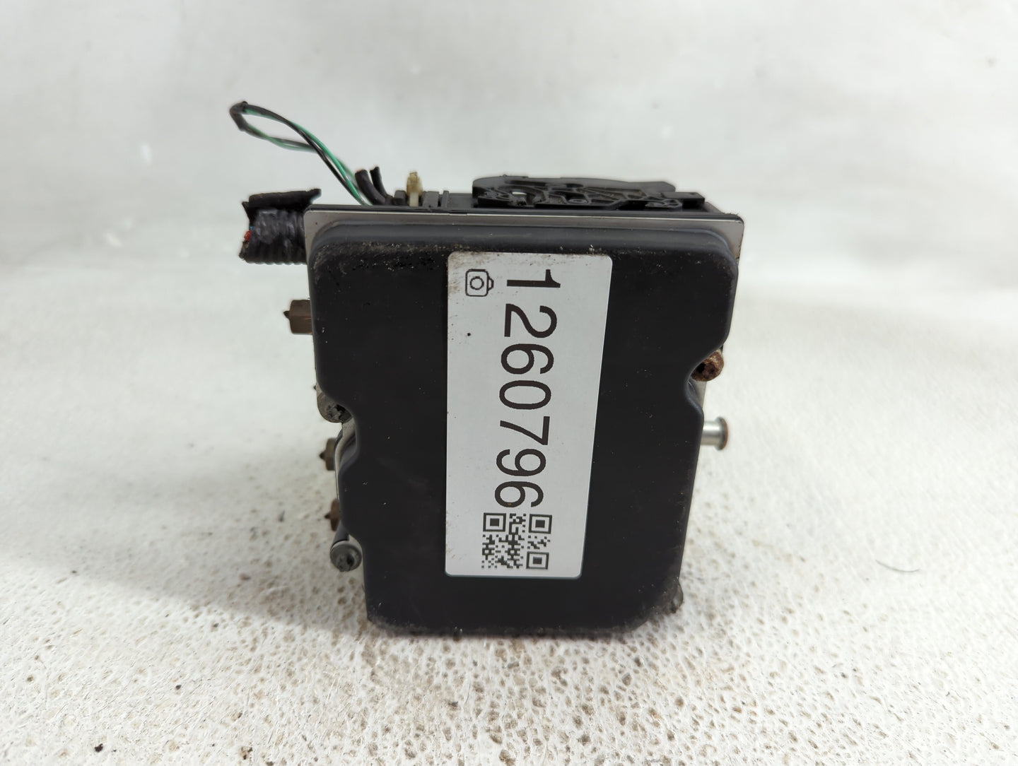 2010 Nissan Altima ABS Pump Control Module Replacement P/N:47660 ZX00A Fits OEM Used Auto Parts - Oemusedautoparts1.com
