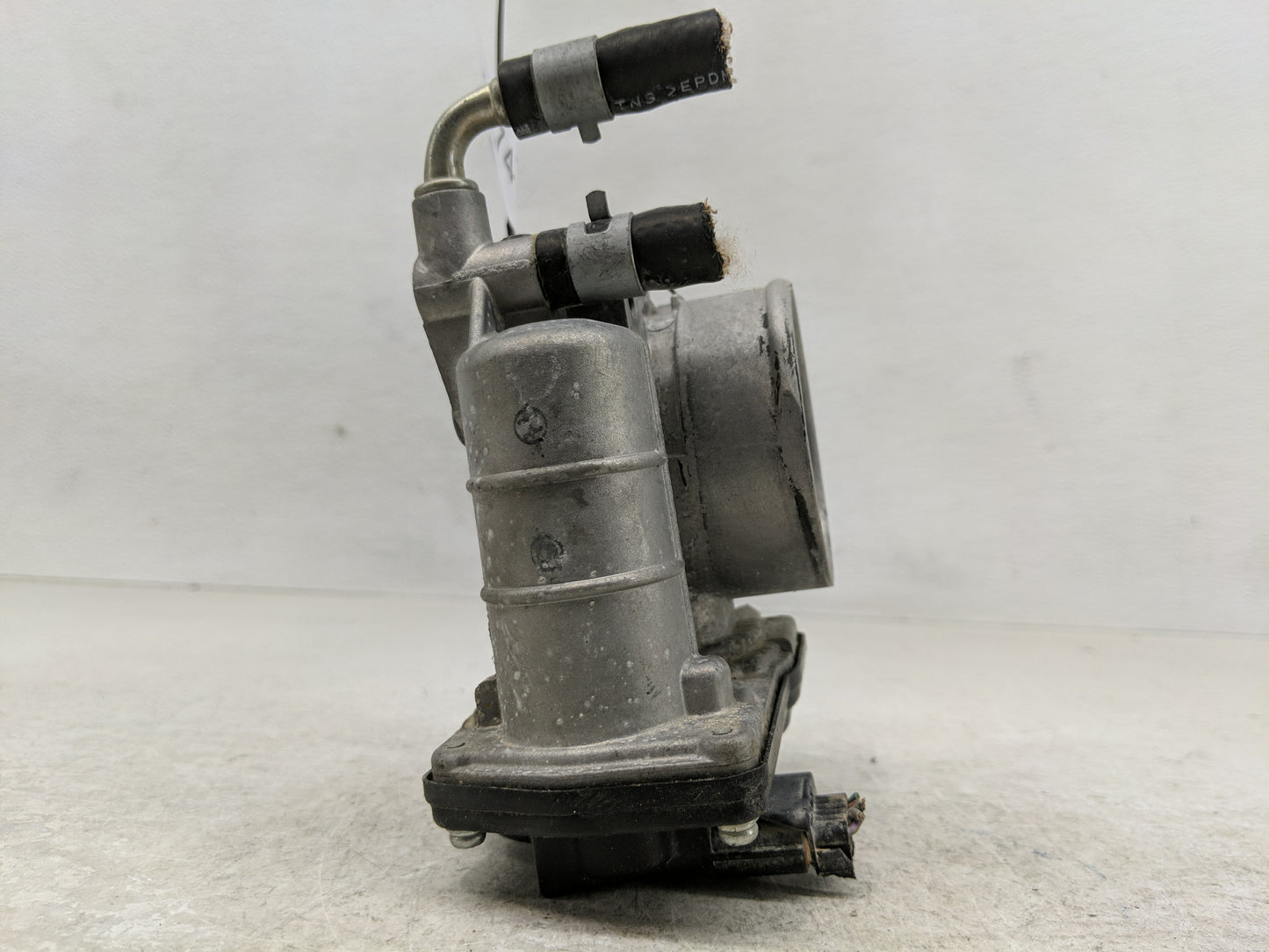 2007-2013 Nissan Altima Throttle Body P/N:526-01 Fits Fits 2007 2008 2009 2010 2011 2012 2013 OEM Used Auto Parts - Oemuseda