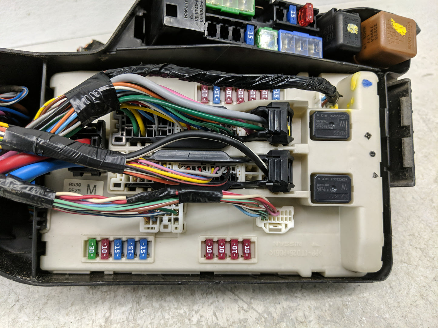 2008-2010 Nissan Altima Fusebox Fuse Box Panel Relay Module P/N:284B71AA0A Fits Fits 2008 2009 2010 OEM Used Auto Parts - Oe