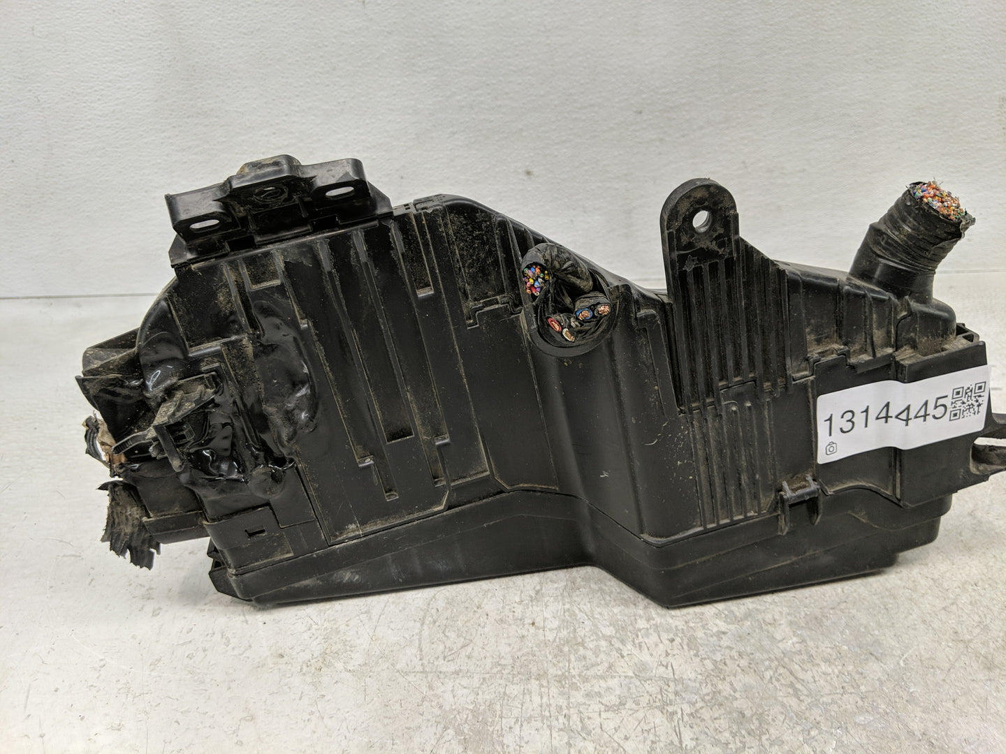 2008-2010 Nissan Altima Fusebox Fuse Box Panel Relay Module P/N:284B71AA0A Fits Fits 2008 2009 2010 OEM Used Auto Parts - Oe