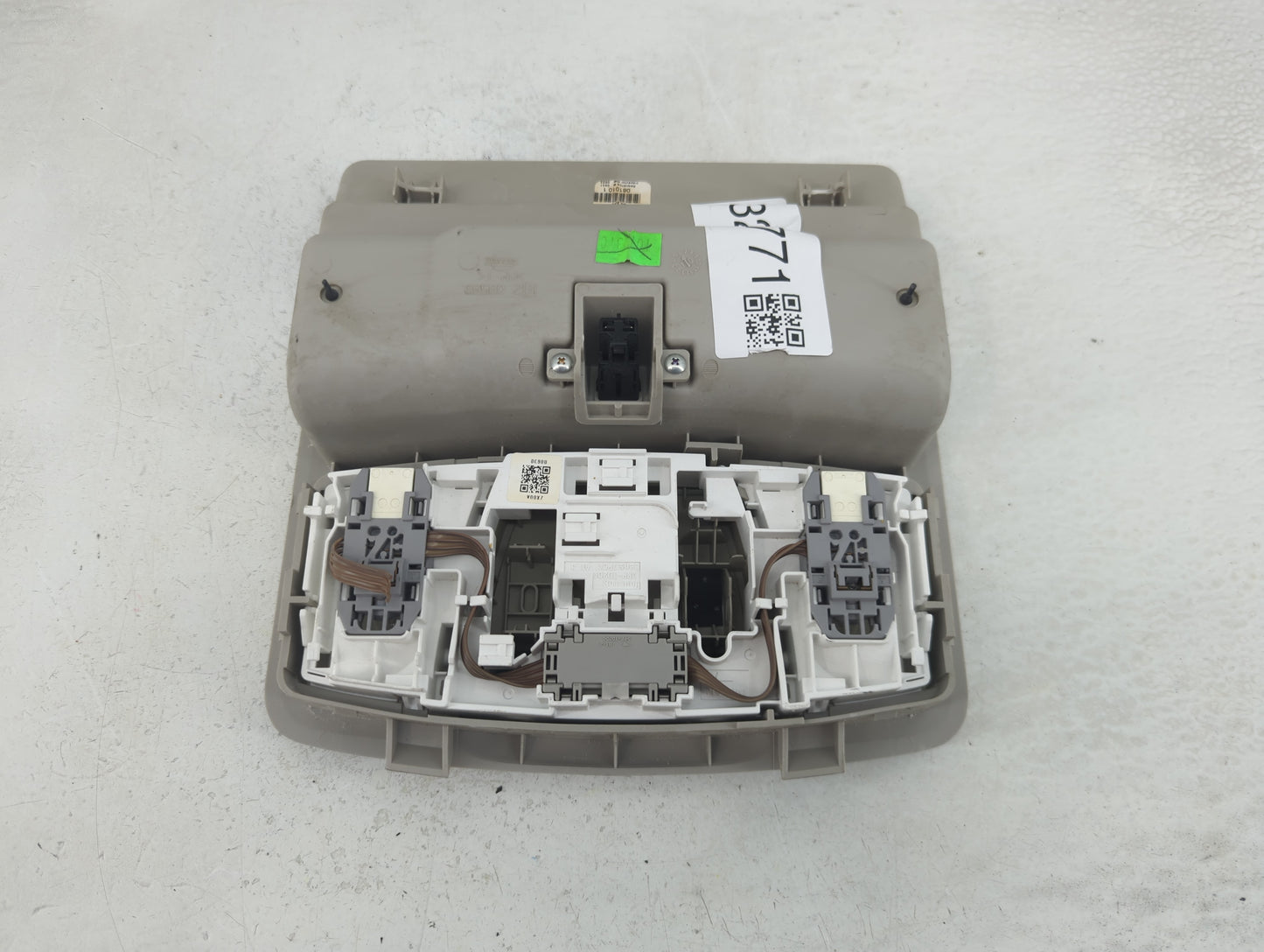 2010-2012 Nissan Altima Overhead Roof Console 1321771 - Oemusedautoparts1.com
