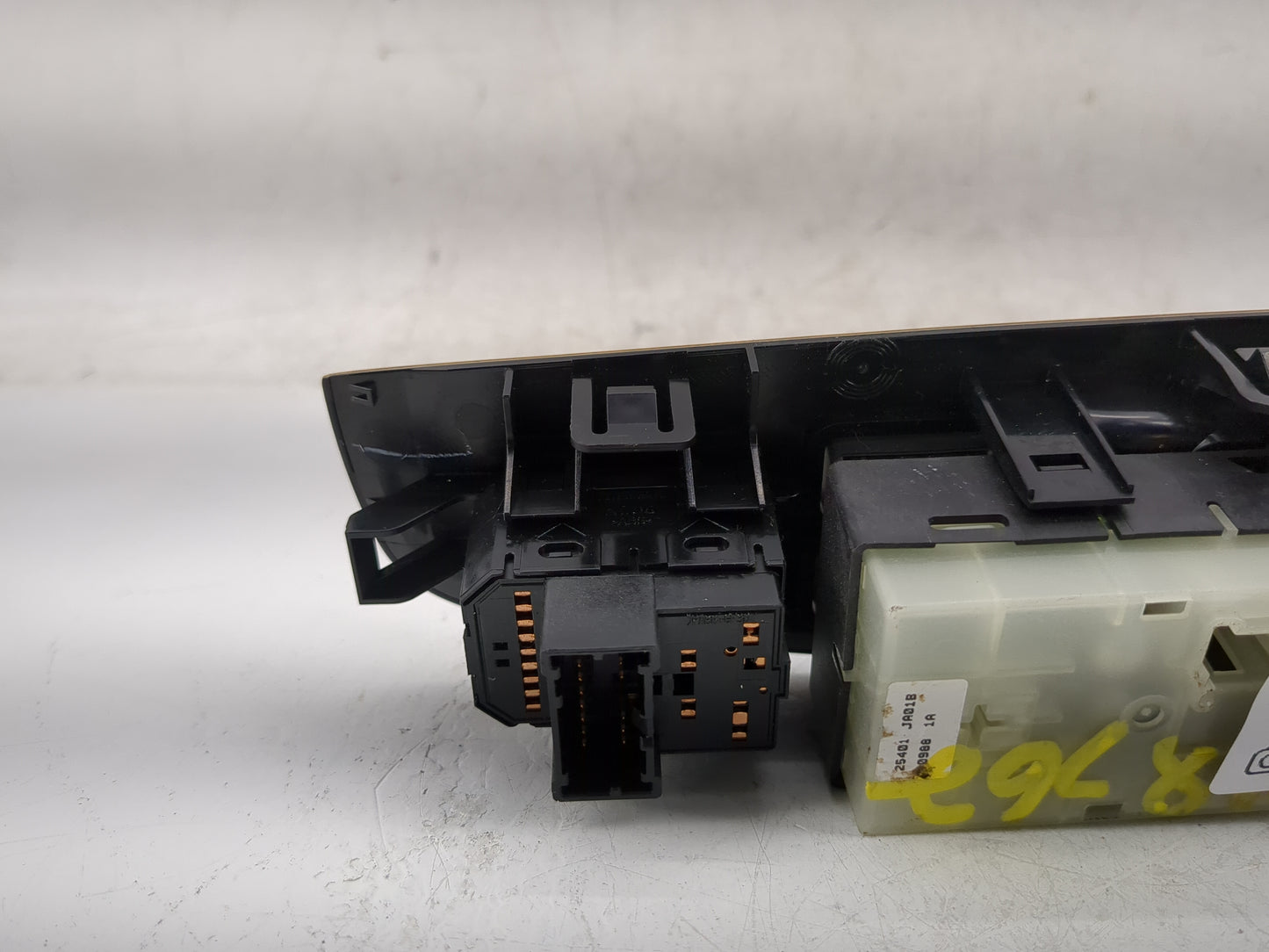 2007-2012 Nissan Altima Master Power Window Switch Replacement Driver Side Left P/N:25401 ZN50A Fits OEM Used Auto Parts - O
