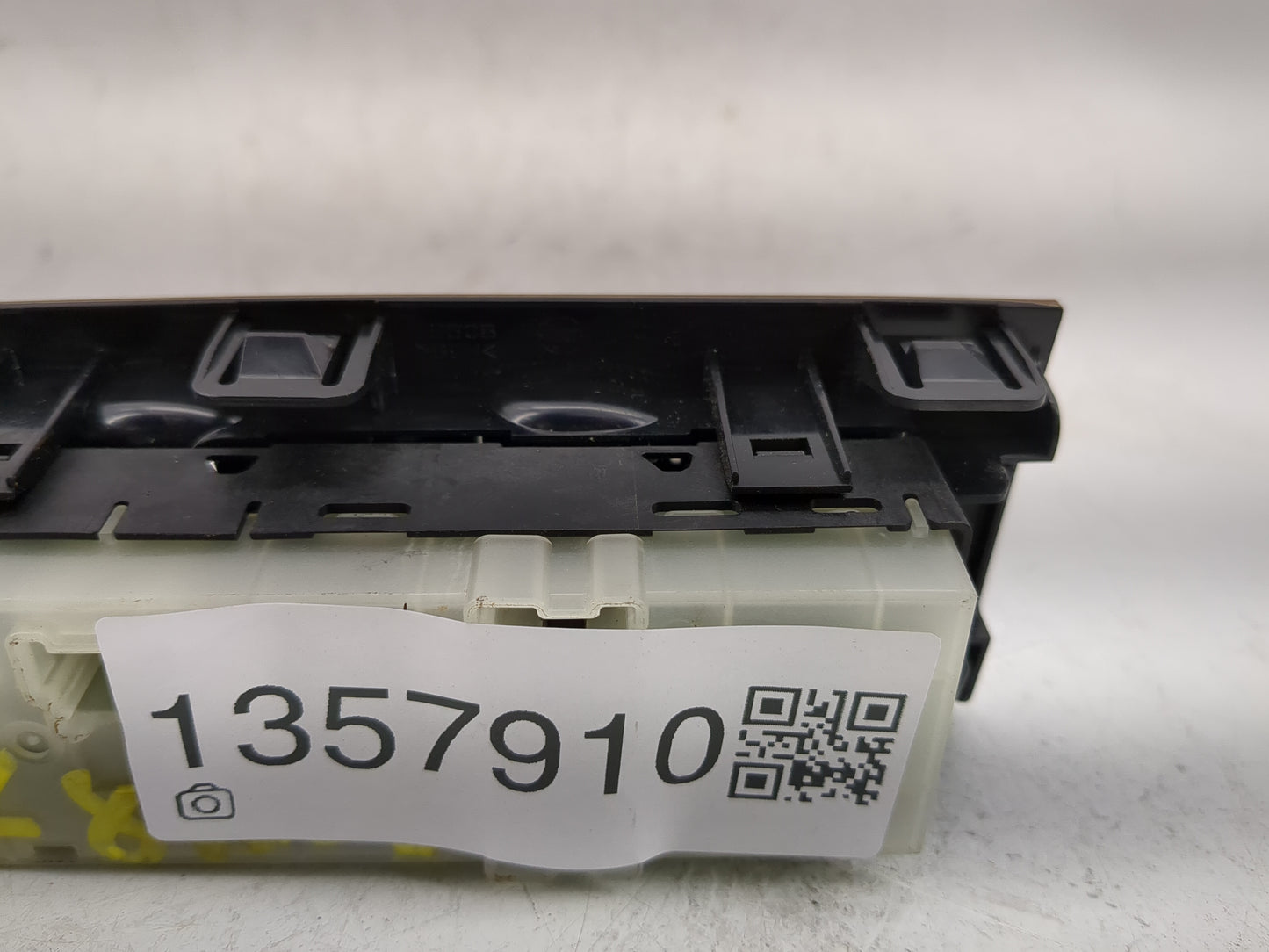 2007-2012 Nissan Altima Master Power Window Switch Replacement Driver Side Left P/N:25401 ZN50A Fits OEM Used Auto Parts - O