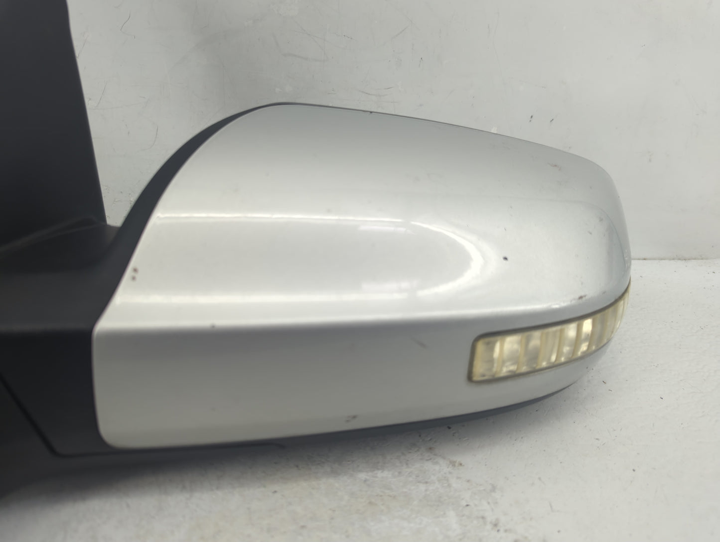 2010-2012 Nissan Altima Driver Side View Mirror - Left Door Mirror OEM Used - Oemusedautoparts1.com