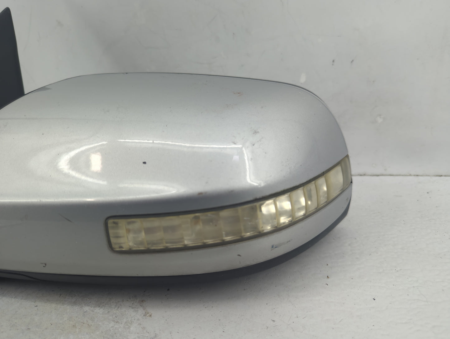 2010-2012 Nissan Altima Driver Side View Mirror - Left Door Mirror OEM Used - Oemusedautoparts1.com