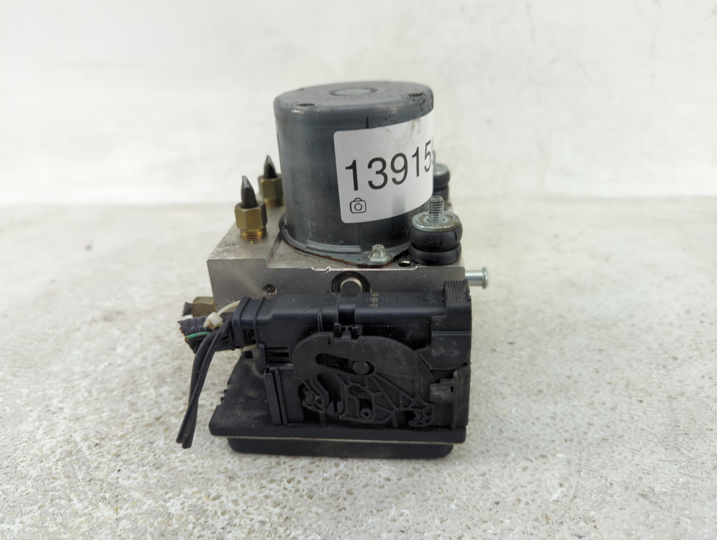 2010 Nissan Altima ABS Pump Control Module Replacement P/N:0 265 230 665 47660 ZX10A Fits OEM Used Auto Parts - Oemusedautop