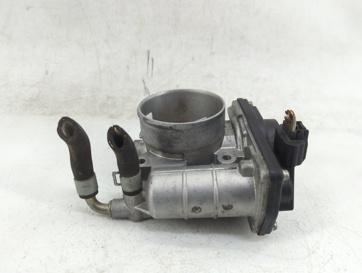 2007-2013 Nissan Altima Throttle Body Fits Fits 2007 2008 2009 2010 2011 2012 2013 OEM Used Auto Parts - Oemusedautoparts1.c