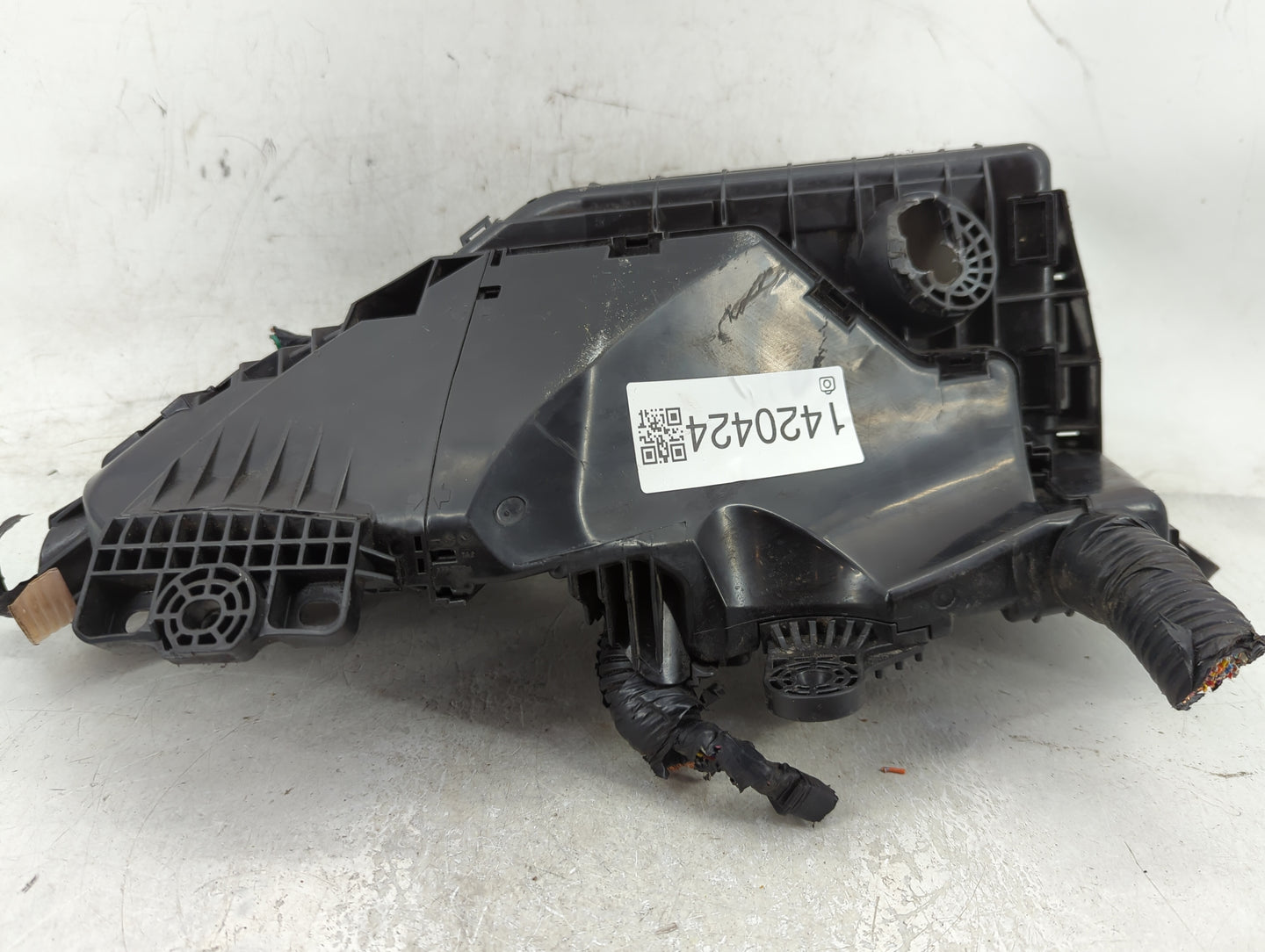 2008-2010 Nissan Altima Fusebox Fuse Box Panel Relay Module P/N:7154-9164-30 Fits Fits 2008 2009 2010 OEM Used Auto Parts - 