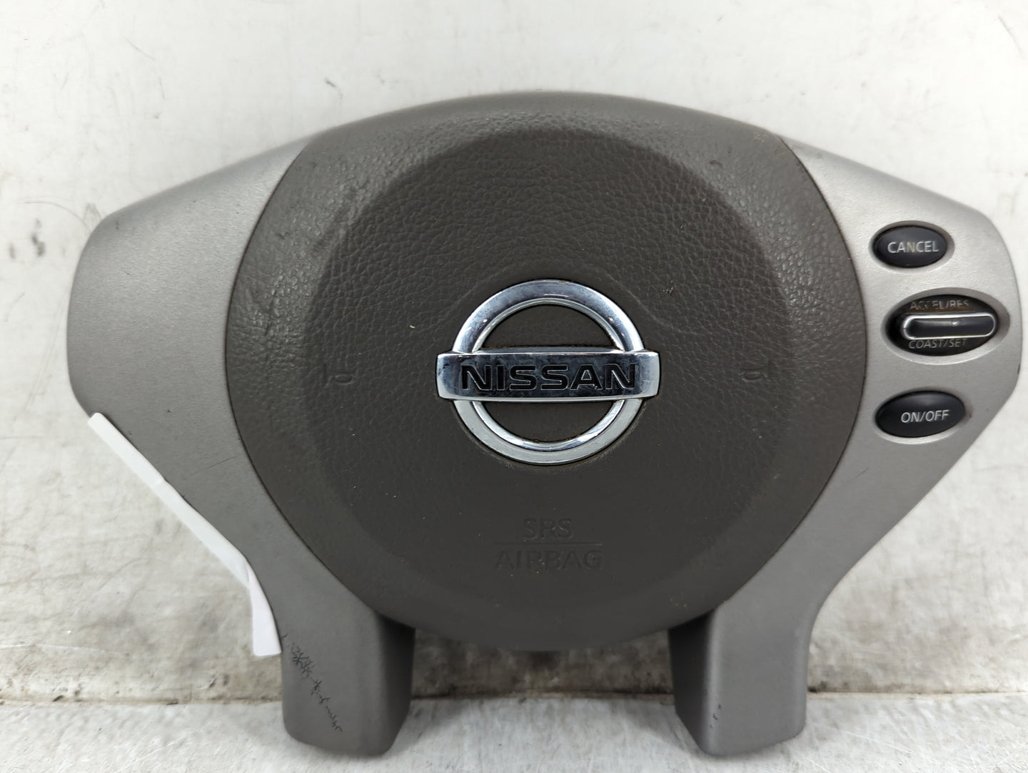 2010-2013 Nissan Altima Air Bag Driver Left Steering Wheel Mounted - Oemusedautoparts1.com