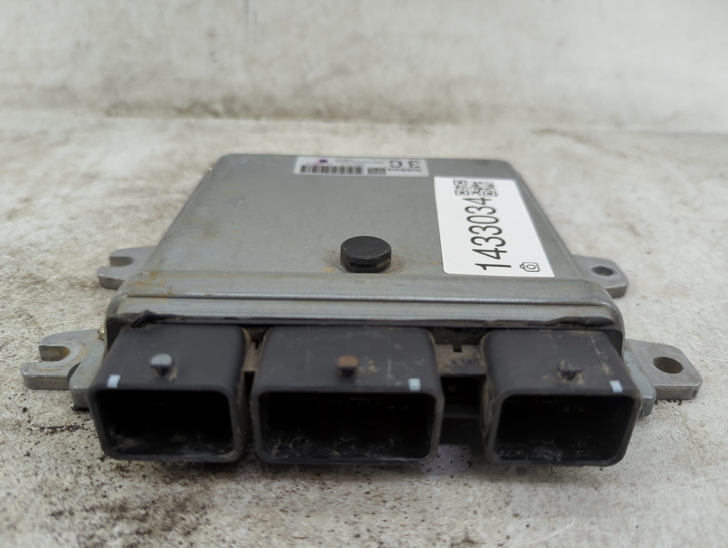 2010 Nissan Altima PCM Engine Control Computer ECU ECM PCU OEM P/N:MEC114-011 A1 Fits OEM Used Auto Parts - Oemusedautoparts