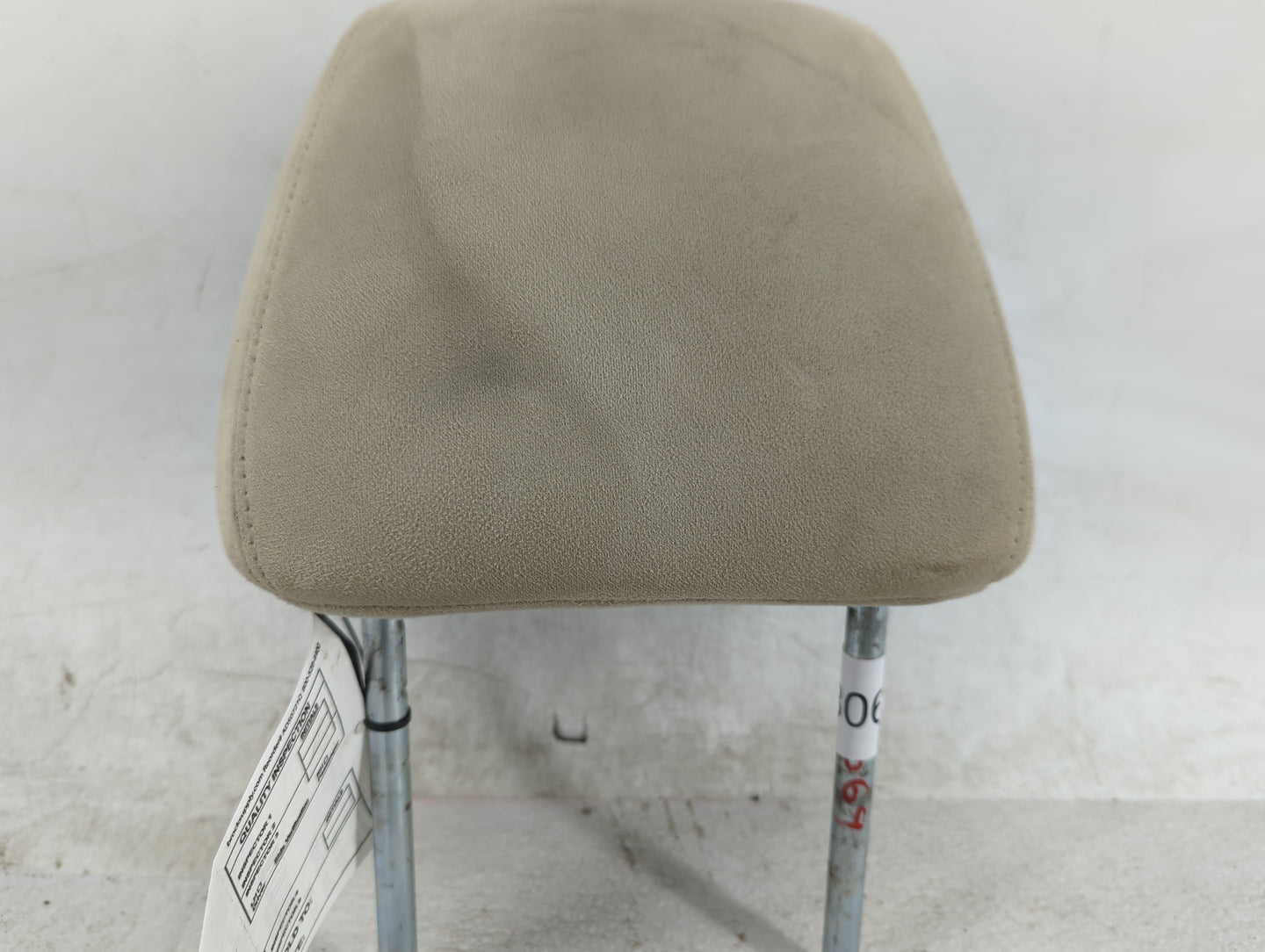 2010-2010 Nissan Altima Headrest Head Rest Front Driver Seat Beige - Oemusedautoparts1.com
