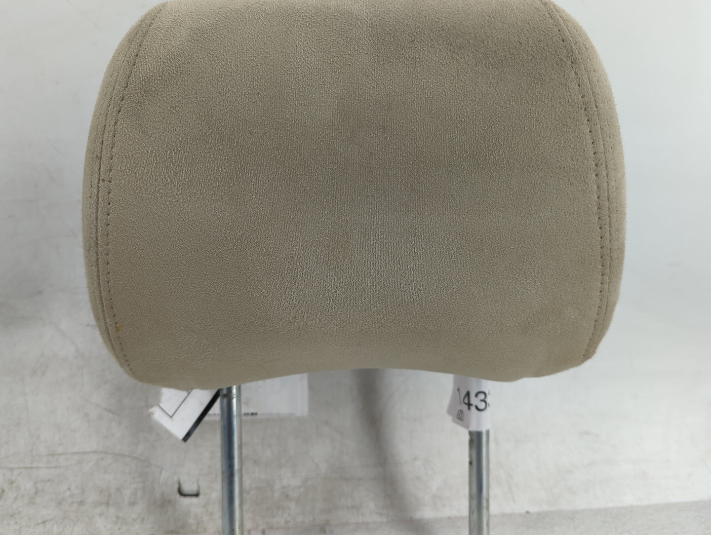 2010-2013 Nissan Altima Headrest Head Rest Front Driver Passenger Seat Fits Fits 2010 2011 2012 2013 OEM Used Auto Parts - O