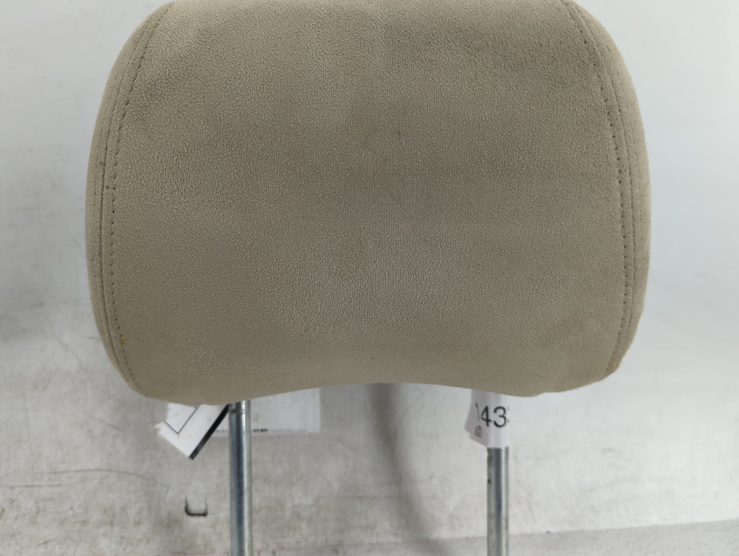 2010-2013 Nissan Altima Headrest Head Rest Front Driver Passenger Seat Fits Fits 2010 2011 2012 2013 OEM Used Auto Parts - O