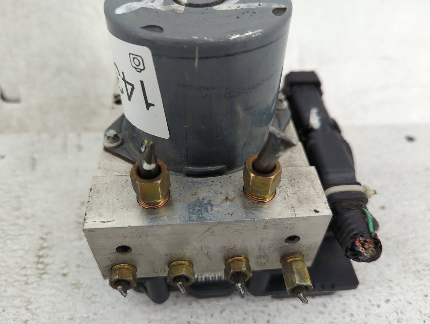 2010 Nissan Altima ABS Pump Control Module Replacement P/N:00315 B0548 0 265 951 342, 47660 ZX00A Fits OEM Used Auto Parts -