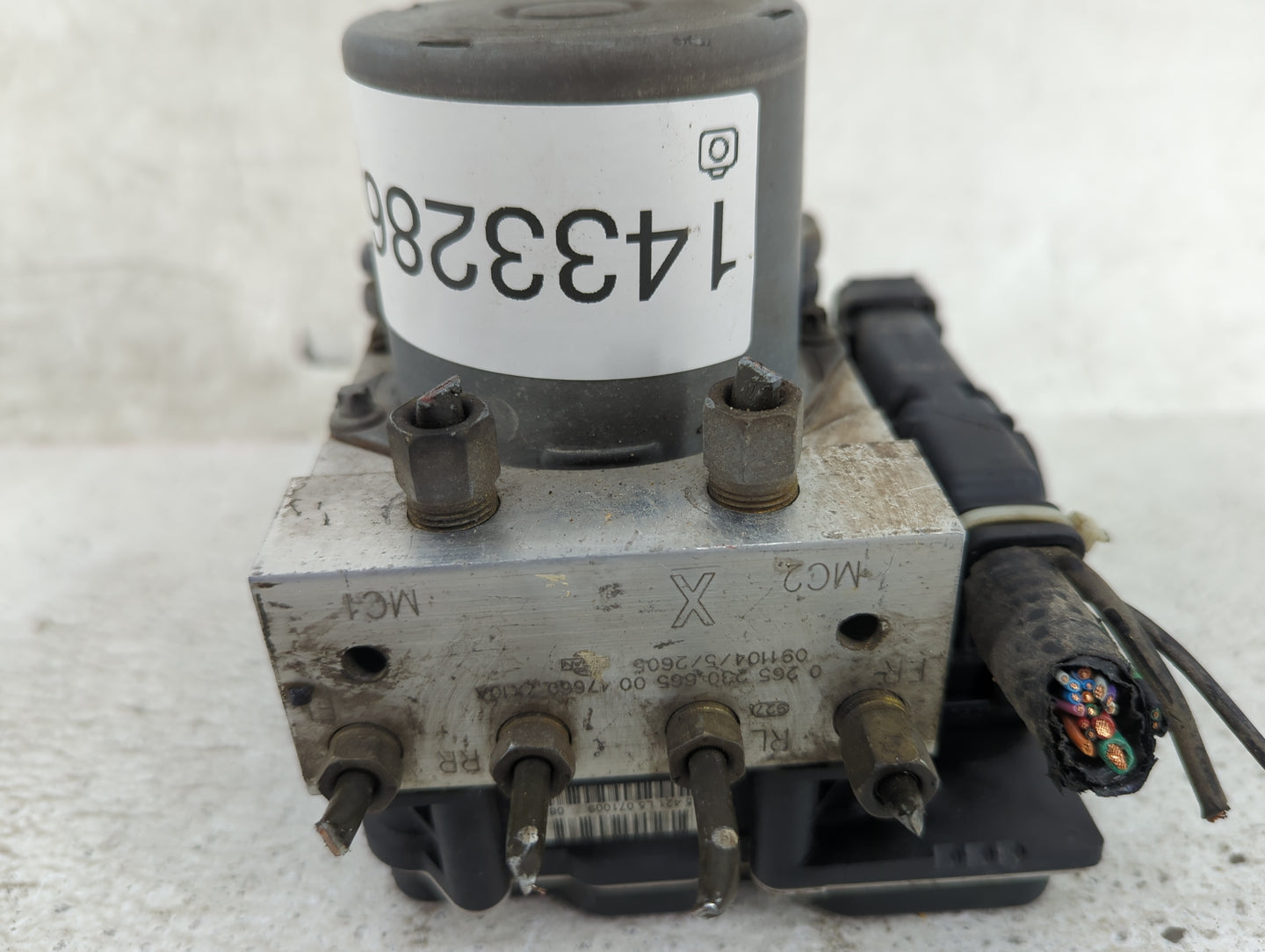 2010 Nissan Altima ABS Pump Control Module Replacement P/N:0 265 951 340 99029 F2807, 0 265 230 665, 47660 ZX10A Fits OEM Us