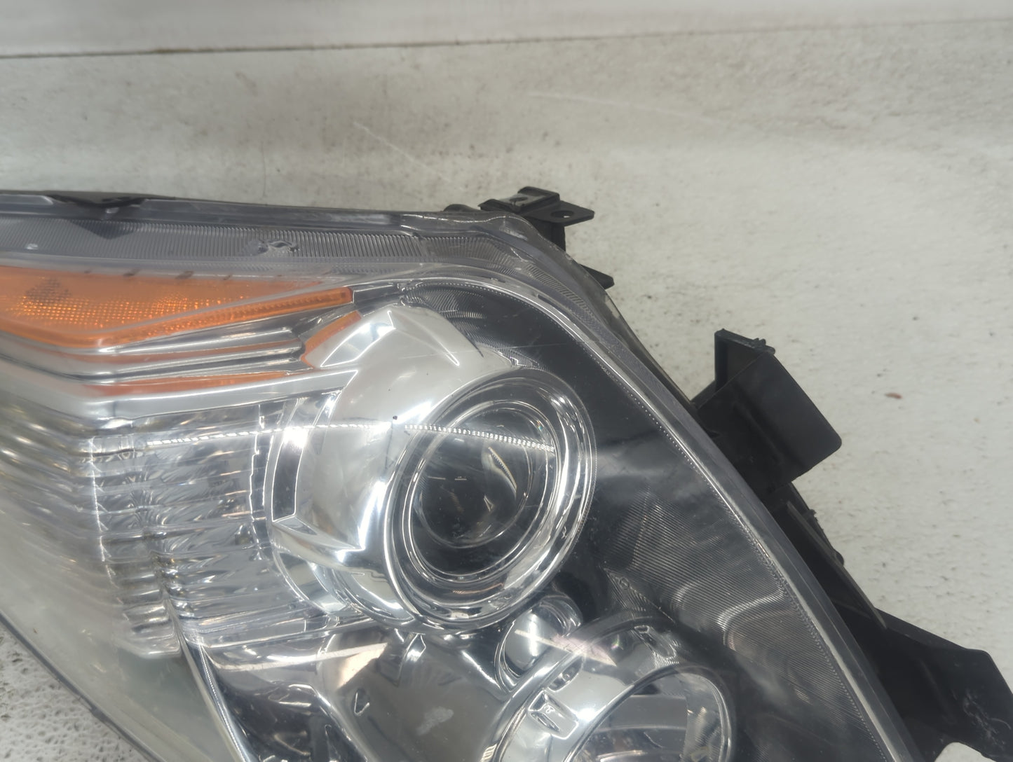 2010-2013 Nissan Altima Driver Left Oem Head Light Headlight Lamp - Oemusedautoparts1.com