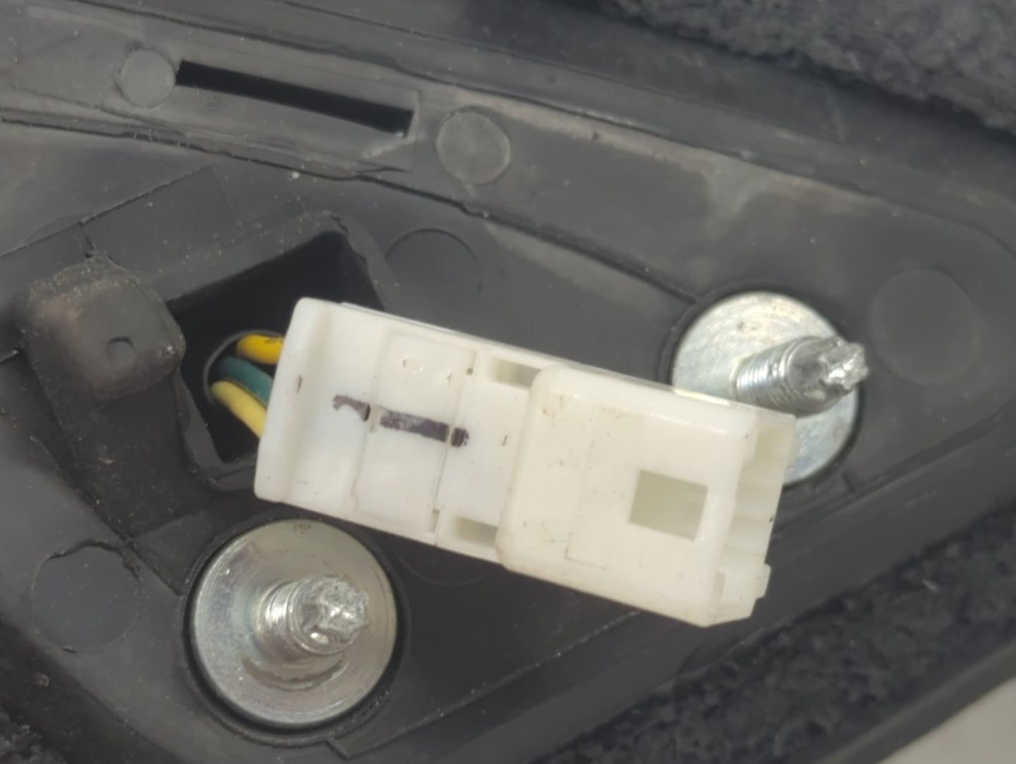 2007-2012 Nissan Altima Driver Side View Mirror - Left Door Mirror OEM Used - Oemusedautoparts1.com