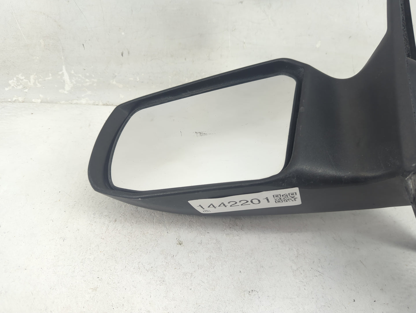 2007-2012 Nissan Altima Driver Side View Mirror - Left Door Mirror OEM Used - Oemusedautoparts1.com