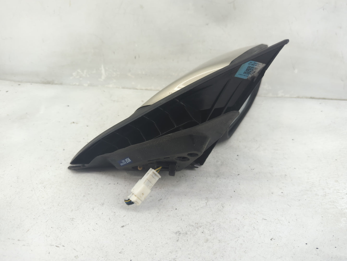 2007-2012 Nissan Altima Passenger Side View Mirror - Right Door Mirror OEM Used - Oemusedautoparts1.com